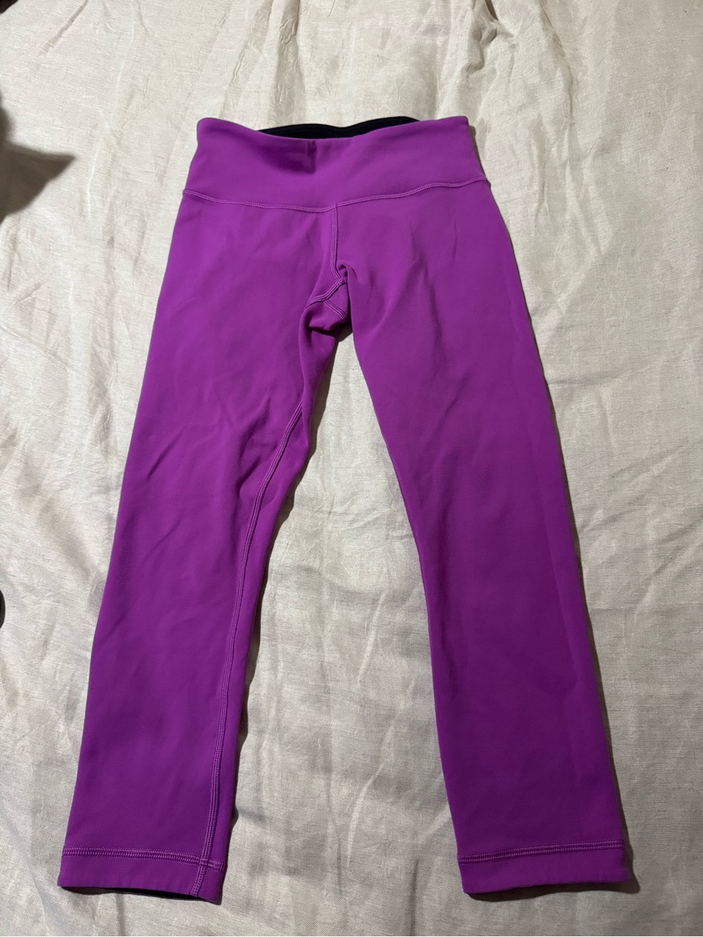 Lululemon Women’s Wunder Under Crop Reversible Legging Size 4